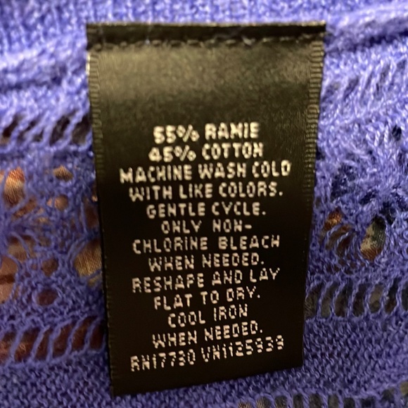 NWOT Massimo sweater vest size small. Purple/blue colour. - Picture 7 of 7